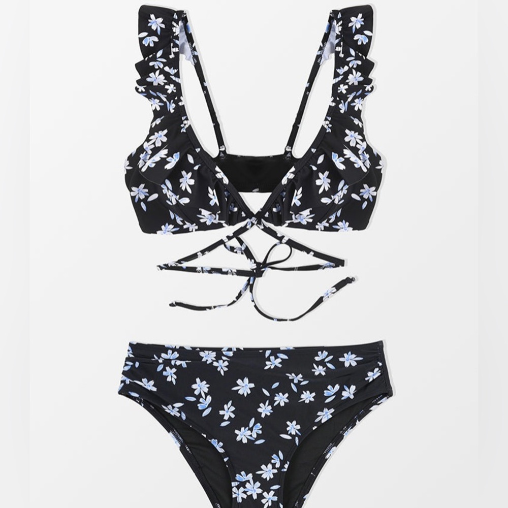 Brand New Cupshe Floral Bikini
